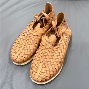 Espiritu Men’s 12 Tan Leather Sandals